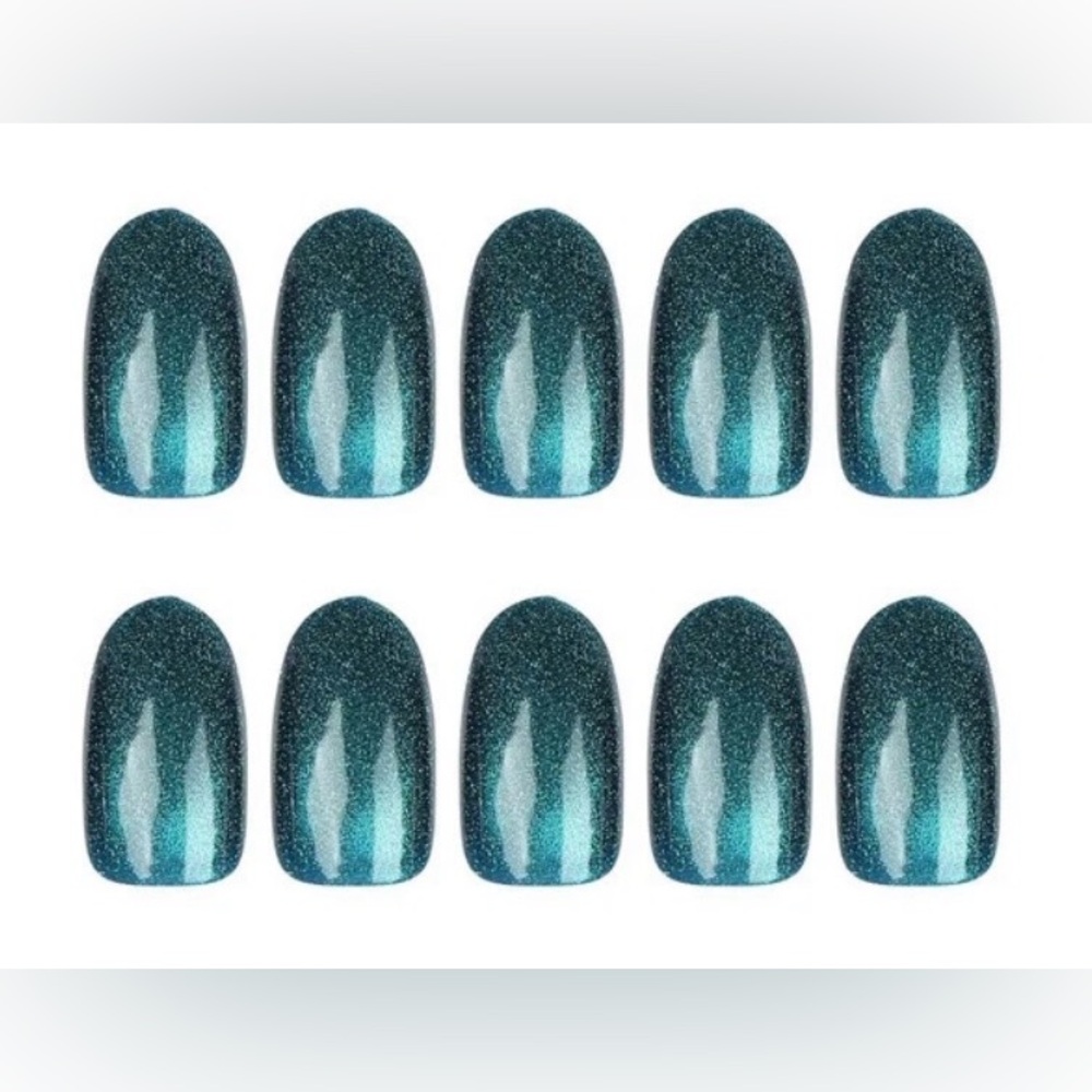 Teal Metallic Cat Eye Medium Oval Nail Kit, 24-Piece Press-On Nails, New - Picture 3 of 10